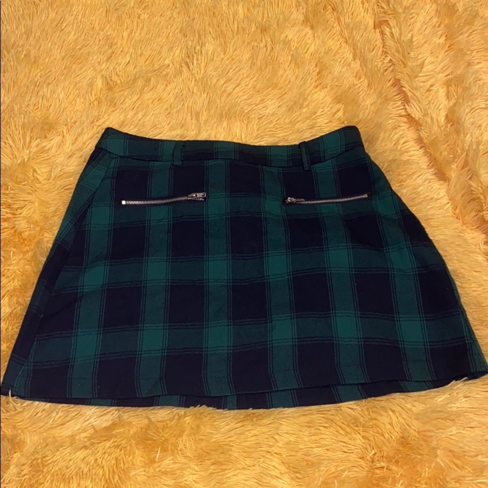 mini skirt